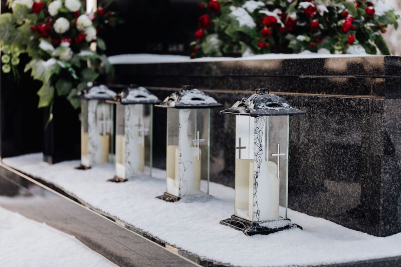 Couronne funéraire Souvenir Éternel — interflora deuil et condoléances